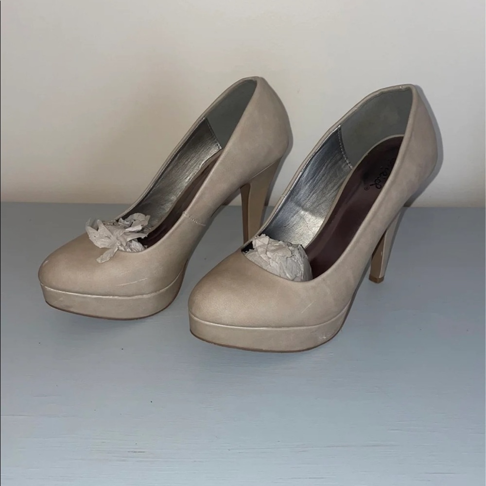 Nude heels